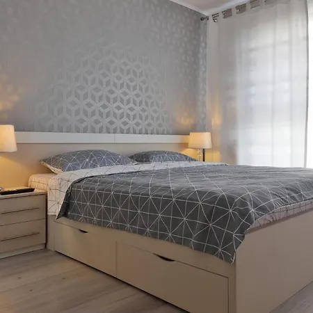 Ada Homes E6 *